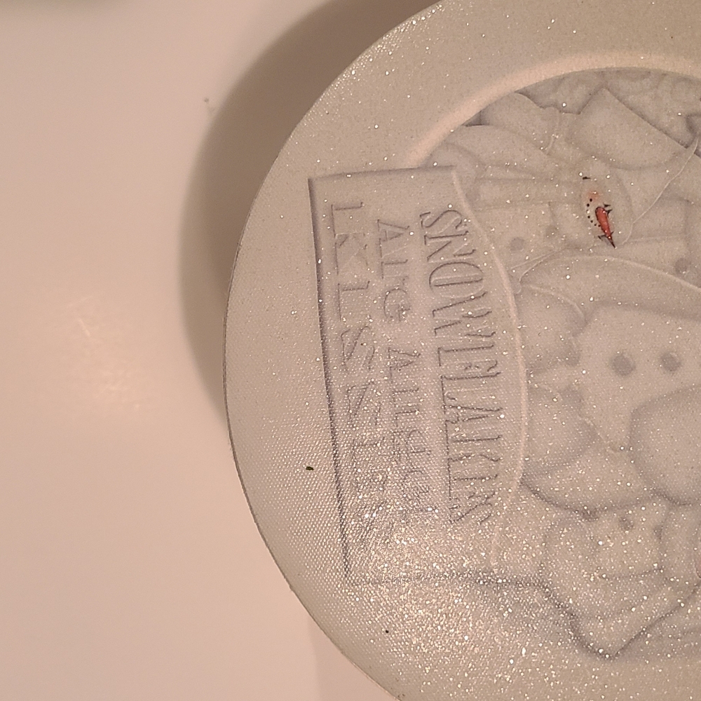 Snowflakes are Angel Kisses" Hinged basket Lid - Picture 8 of 14